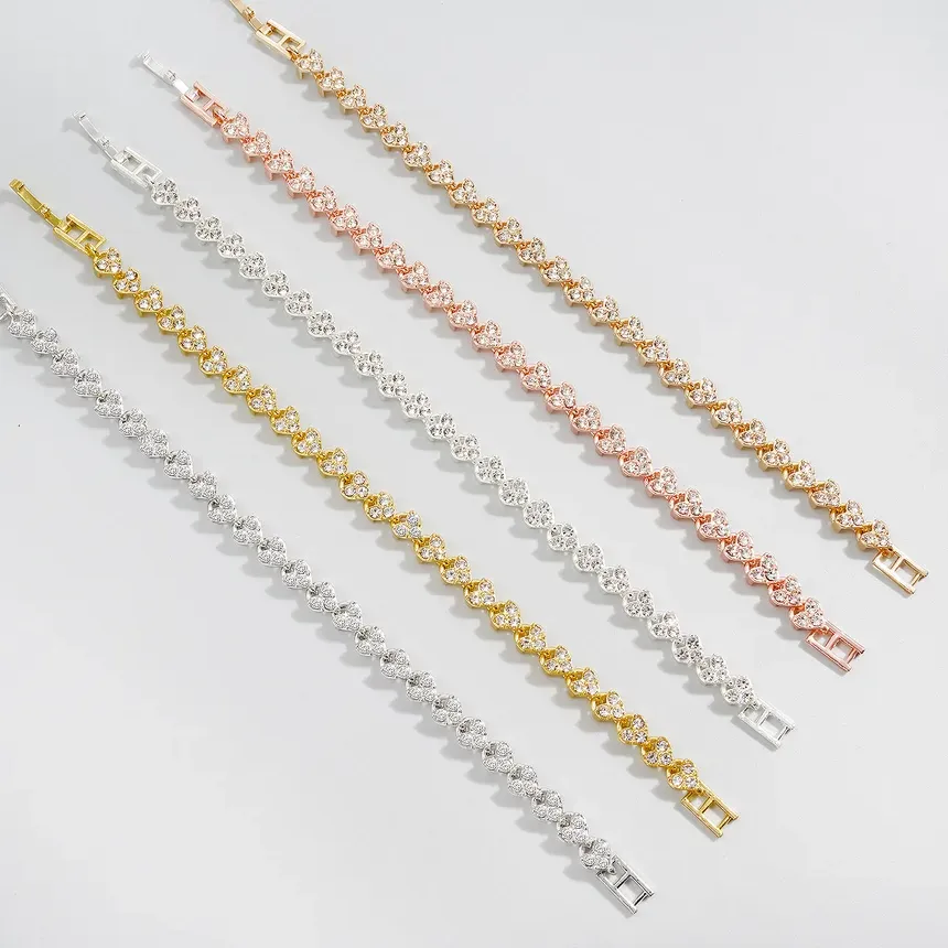 Authentic Luxury Roman Crystal Geometric Chain Bracelets for Women Trendy 2024 Goth Full Rhinestone Charm Bangles Wed Jewelry Accessories
