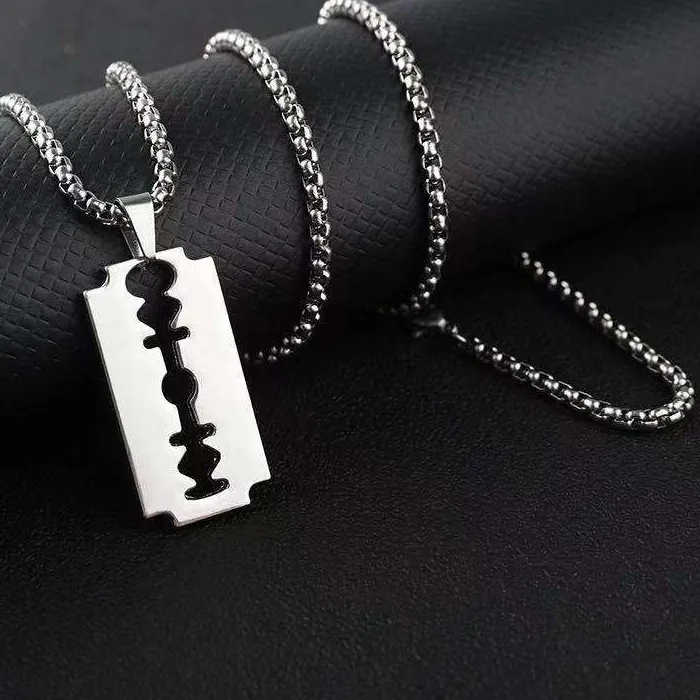 Authentic Fashion Silver Color Stainless Steel Razor Blades Pendant Necklaces Men Jewelry Male Shaver Shape Sweater Necklace Gifts