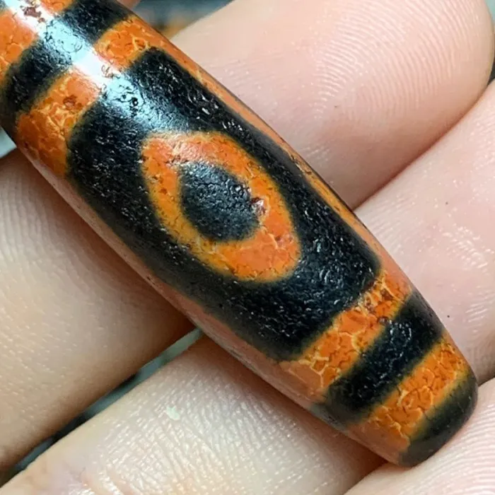 Authentic Thing One Picture Natural Agate Genuine Weathering Horseshoe Pattern Wrapping Pulp Orange Material Three Eyes Dzi Pendant Cl