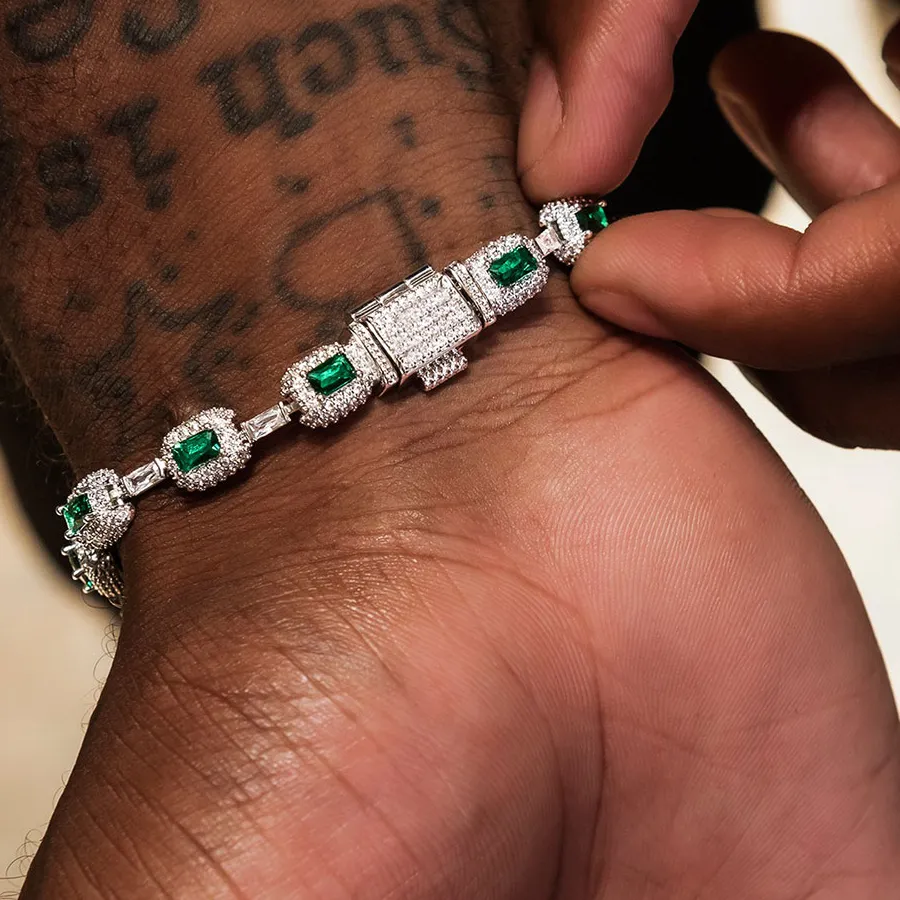 Authentic Verdant Luminescence Cushion Cut White Gold And Green Zircon Talisman Bracelet