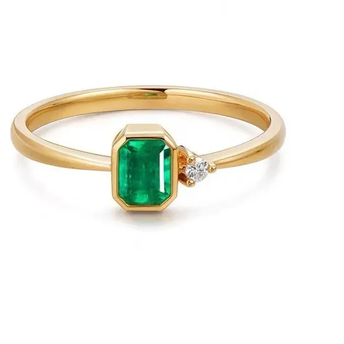 Authentic Prasiolite Emerald Chakra Alignment Ring - Unlock Prosperity & Good Fortune