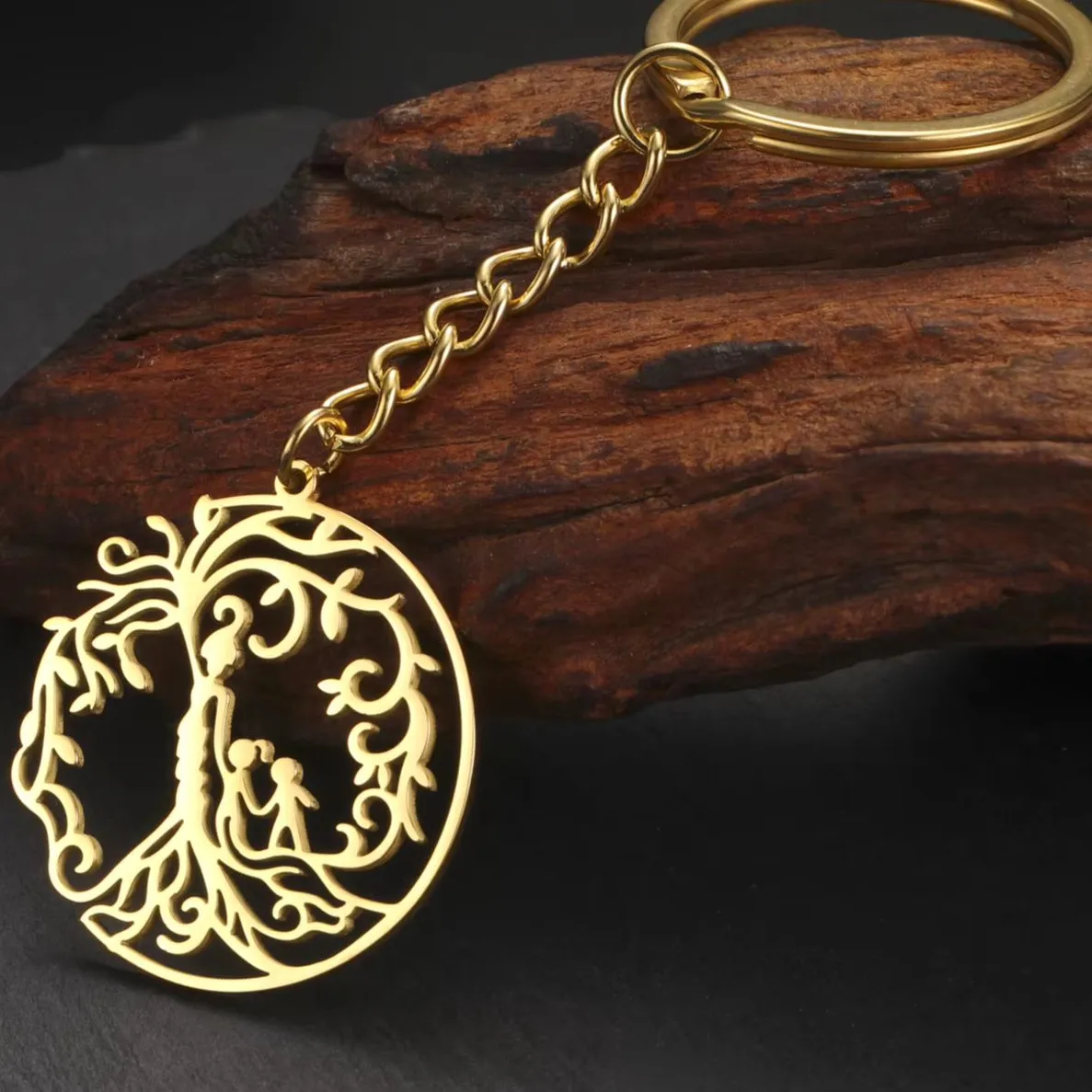 Authentic LIKGREAT Tree of Life Keyring Jewelry Family Leaf Key Holder Family Affection Pendant Birthday