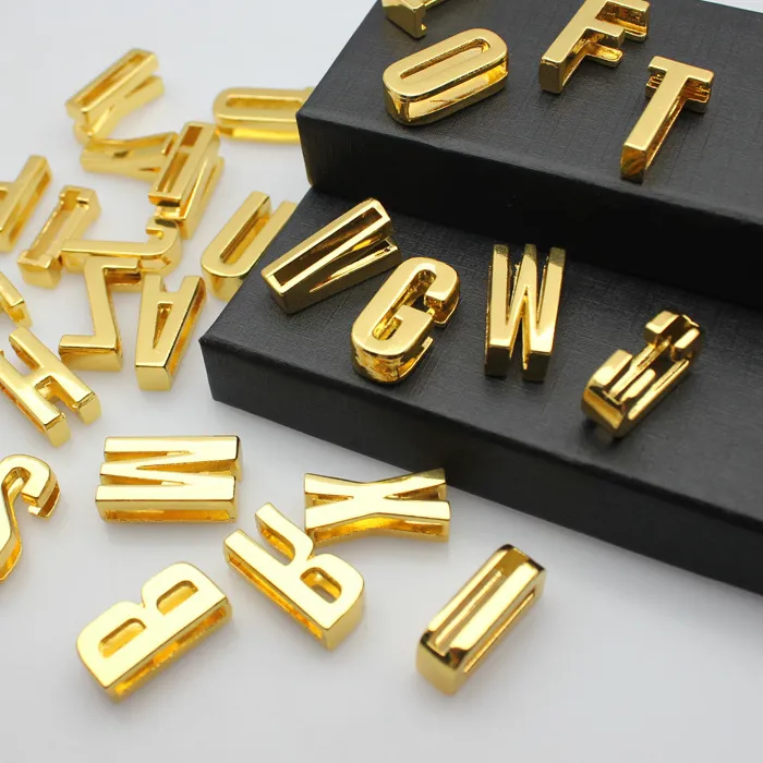 Authentic 13pc/lot Hole 18mm Golden Slide Letter English Alphabet Silver Color Slide Charm Fit For Wristband Bracelet Jewelry Making