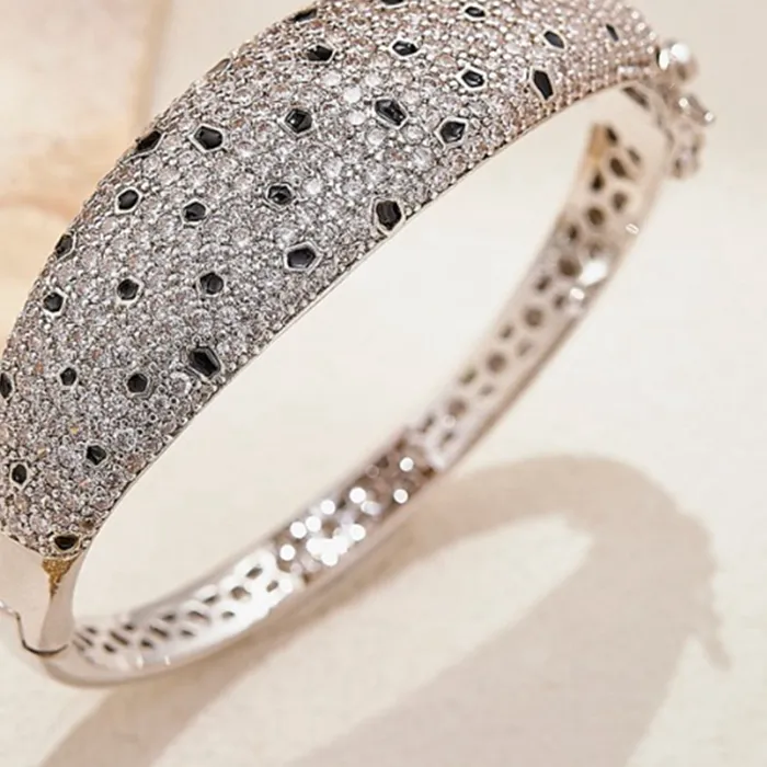 Authentic Ayjewelry Trendy Size17 Black Enamel Zircon Stone Leopard Print Bangle Bracelet 18K Gold Plated Panther Jewelry For Women