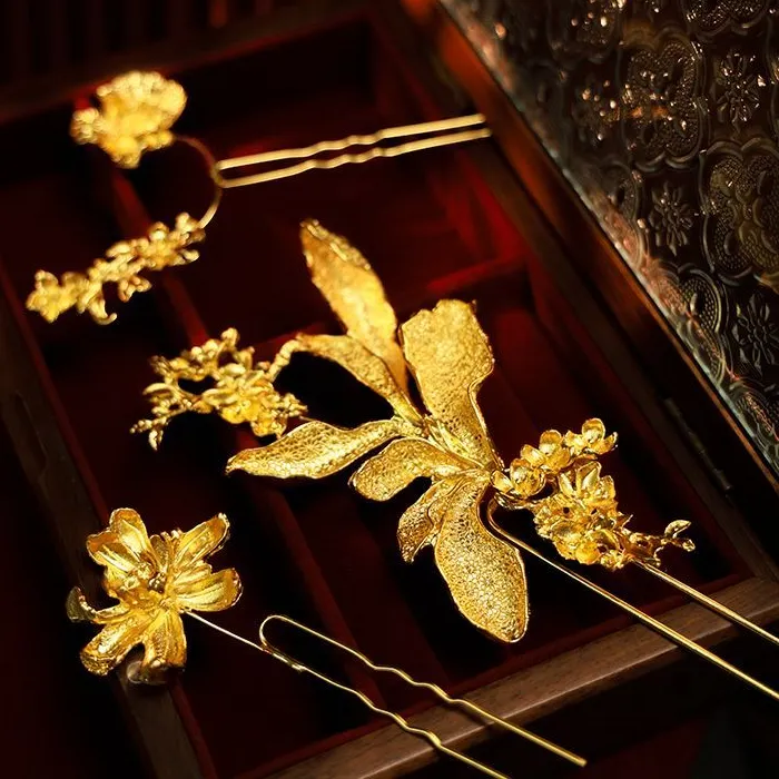 Authentic Chinese Style Bride Hair Stick Gold Plated Flower Hairpin Luxury Xiuhe Dress Dragon Phoenix Hair Jewelry Vintage Wedding
