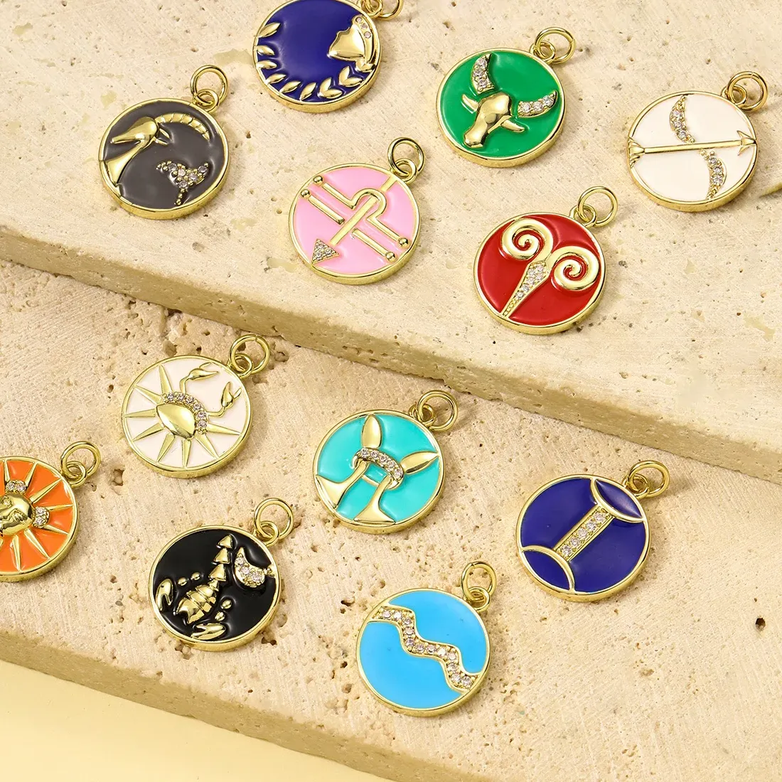 Authentic 3pcs/Lot Wholesale Copper Round Enamel Zodiac DIY Charms Women Zirconia Star Signs Necklace Pendants Pisces Leo Jewelry