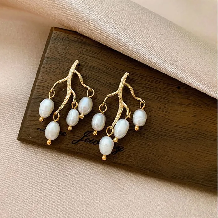 Authentic Dainashi 4-5mm Freshwater Pearl Stud Earrings for Women925 Sterling Silver Needle Branch Element Pearl Eearrings Jewelry