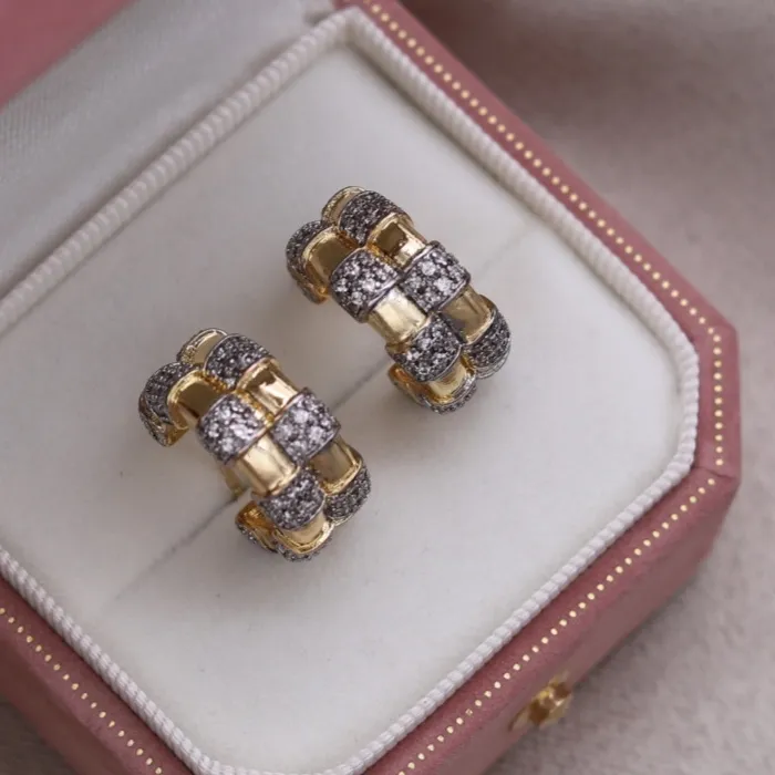 Authentic Korean new design fashion jewelry two-color plated C-type metal zircon earrings elegant women's daily work accessories