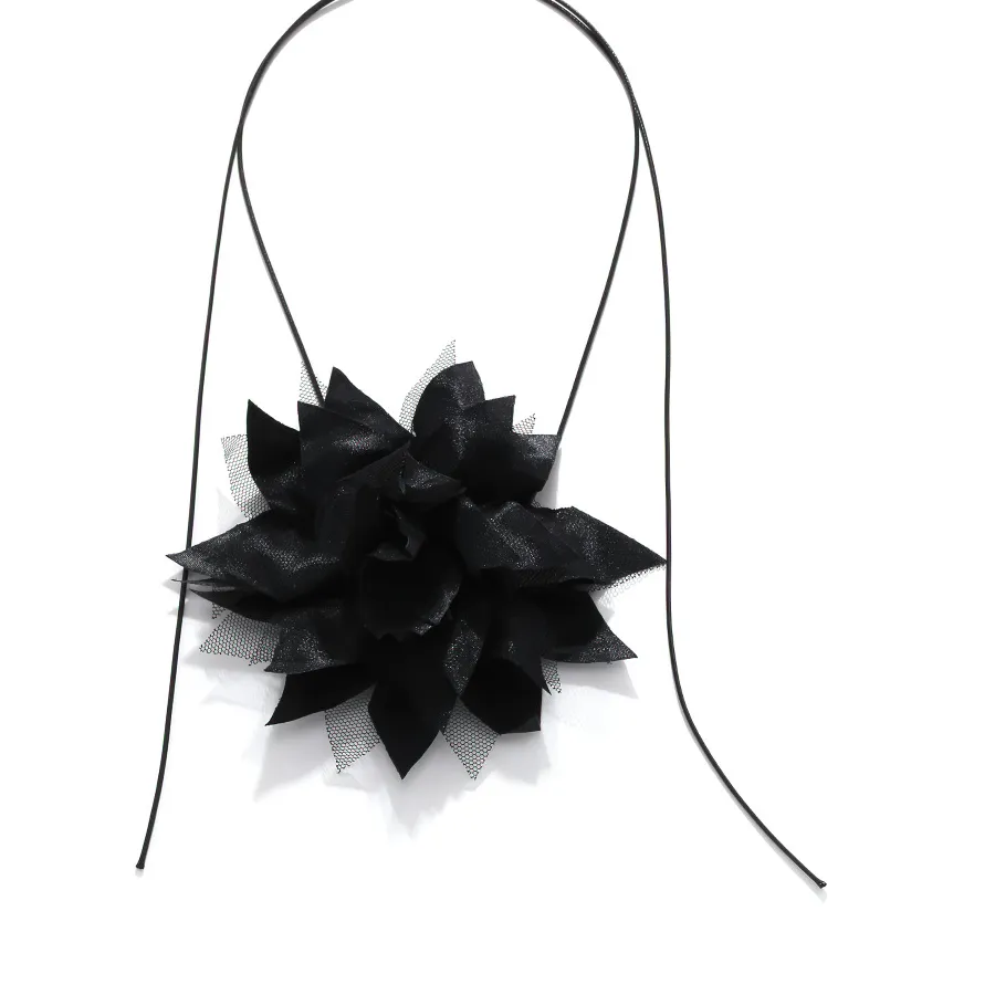 Authentic New exaggerated handmade laminated fabric large flower neck chain fashionable light luxury adjustable flower necklace women