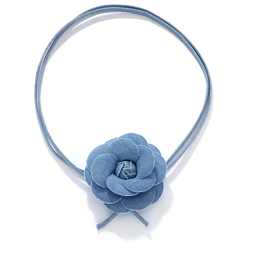 Authentic Personalized fashion handmade laminated denim fabric flower pendant necklace design sense adjustable cloth flower rope neck chai