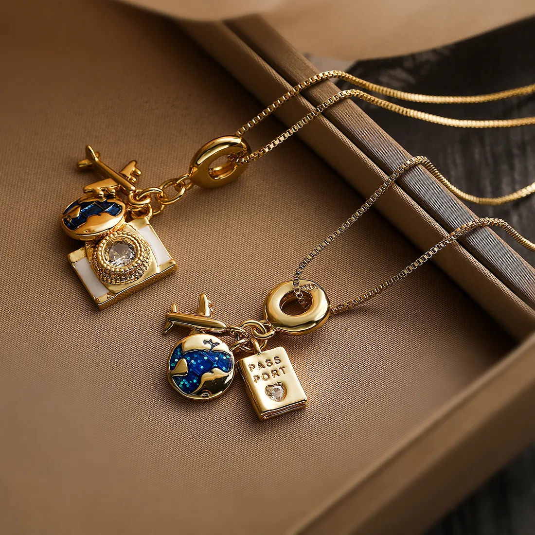 Authentic Gold Color Box Chain Necklace Expoxy Oil Dripping Plane Camera Circle Pendant Necklaces Jewelry
