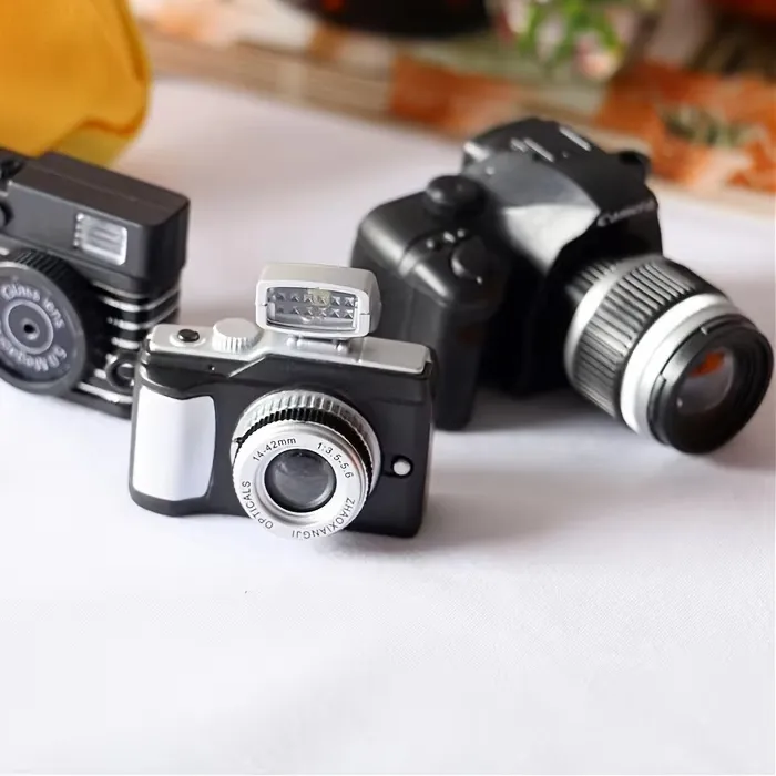 Authentic Sound And Light Simulated Digital Camera Retro Phase Pendant, Necklace Punk Flash Jewelry Key Halloween Christmas Gifts
