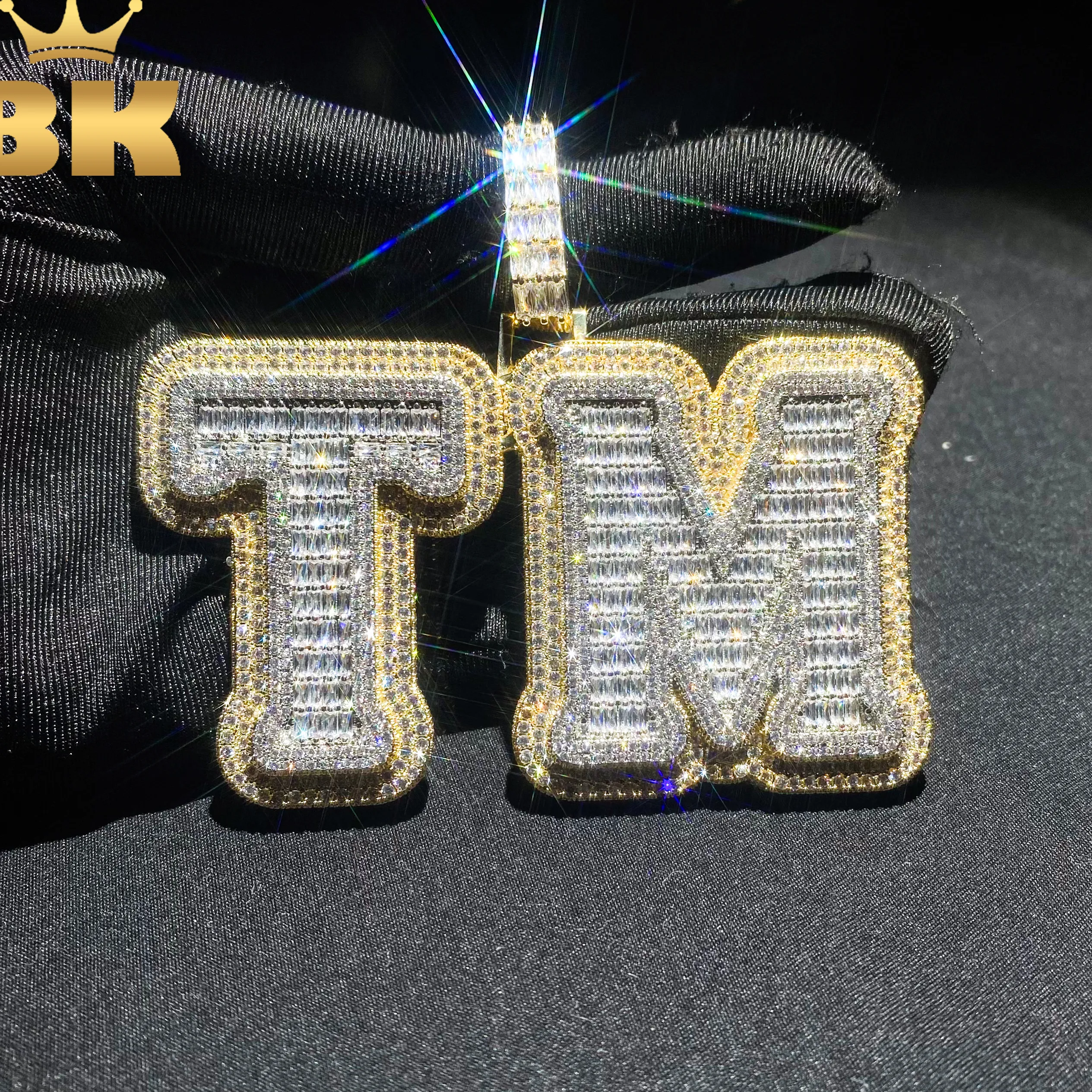 Authentic The Bling King Custom Big Baguettecz Initial Letter Name Pendant Necklace Micro Paved Out 5A Cubic Zirconia Chain Hiphop Jewelry