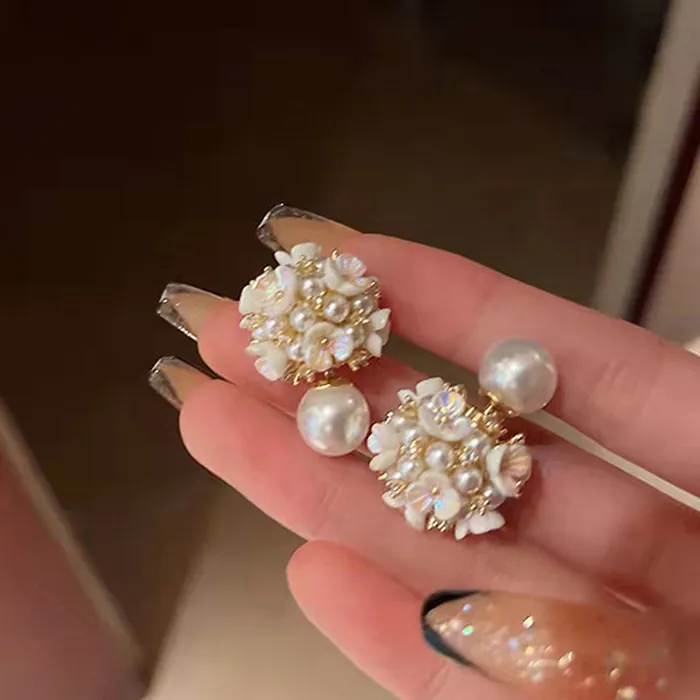 Authentic Vintage Shell-and-Flower Design Pearl Stud Earrings Ball-Shaped Double-Sided Stylish Women's Jewelry Accessory