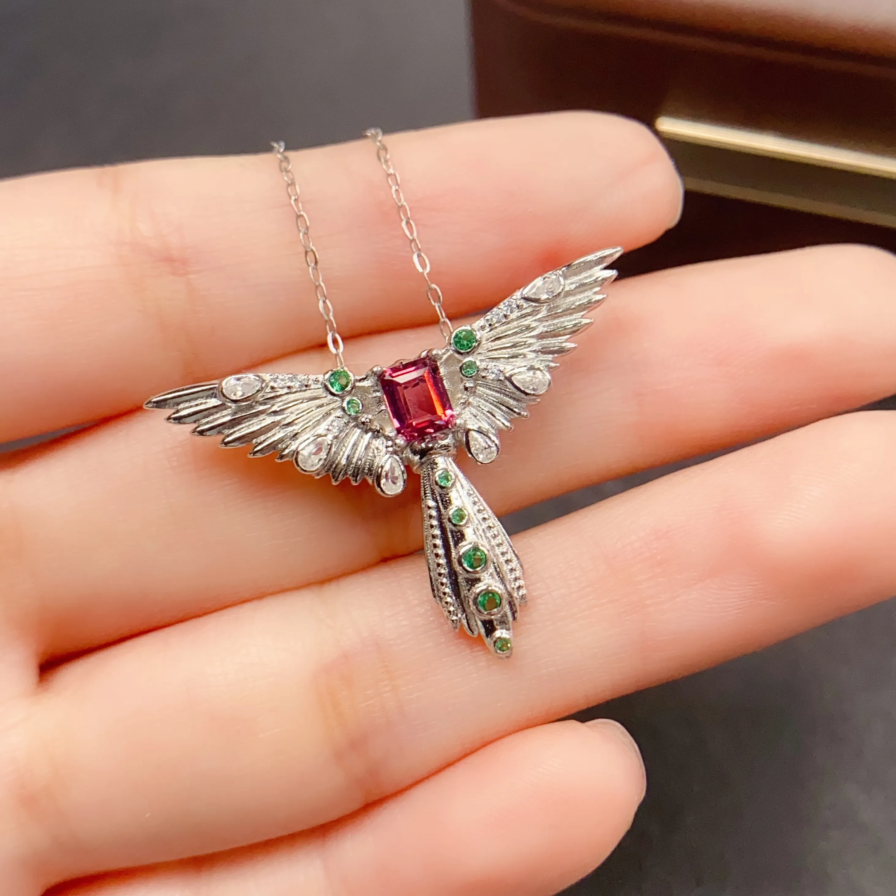 Authentic 4*5mm Natural Garnet Pendant Necklace S925 Sterling Silver Certificate Fine Fashion Angel Wings Design Charm Jewelry for Women