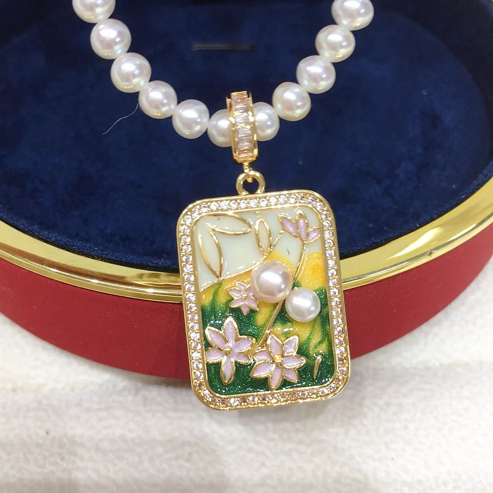 Authentic The Monet Garden Pearl: A Medieval Reverie