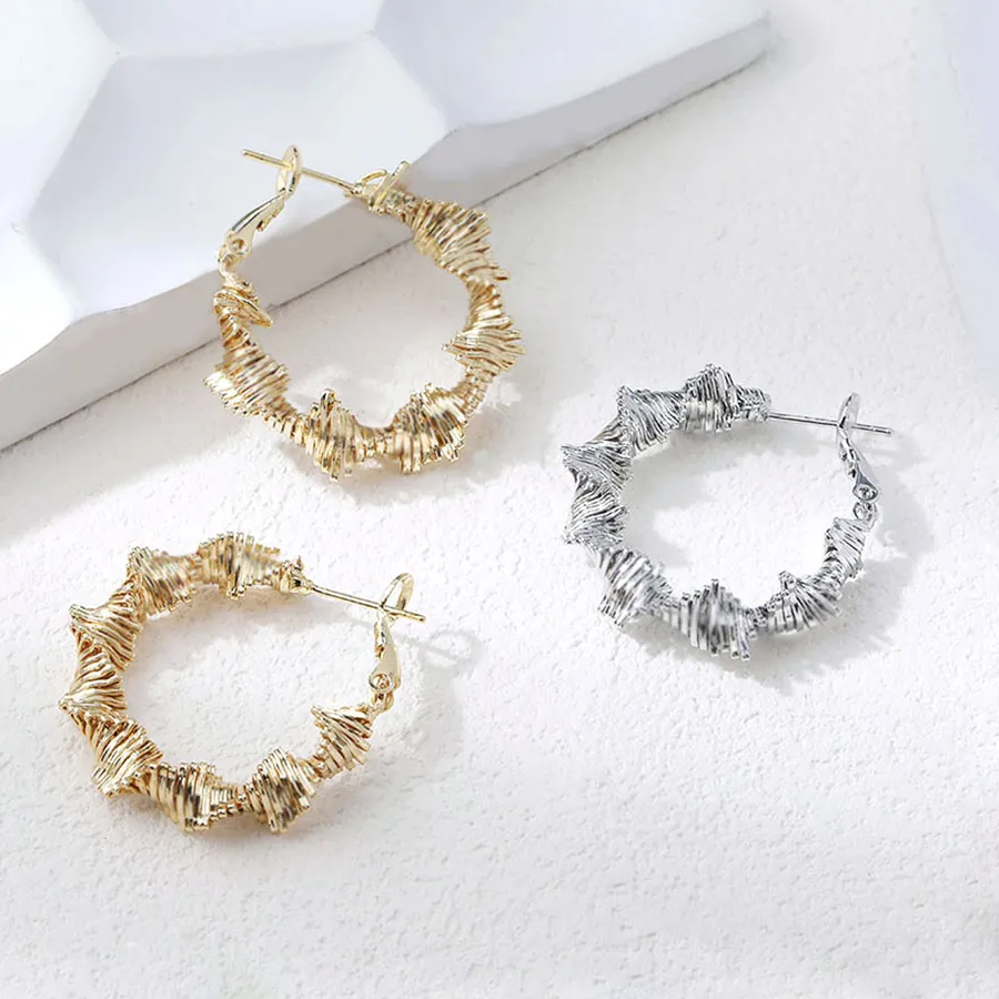 Authentic The Golden Helix Ear Studs of Infinite Spiral Pathways