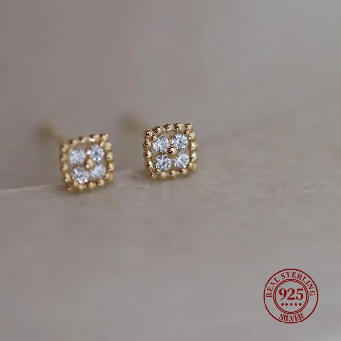 Authentic Jkeli S925 Sterling Silver Square Flower Earrings for Women Gold Plated Luxury Cute Mini Simple Ear Jewelry