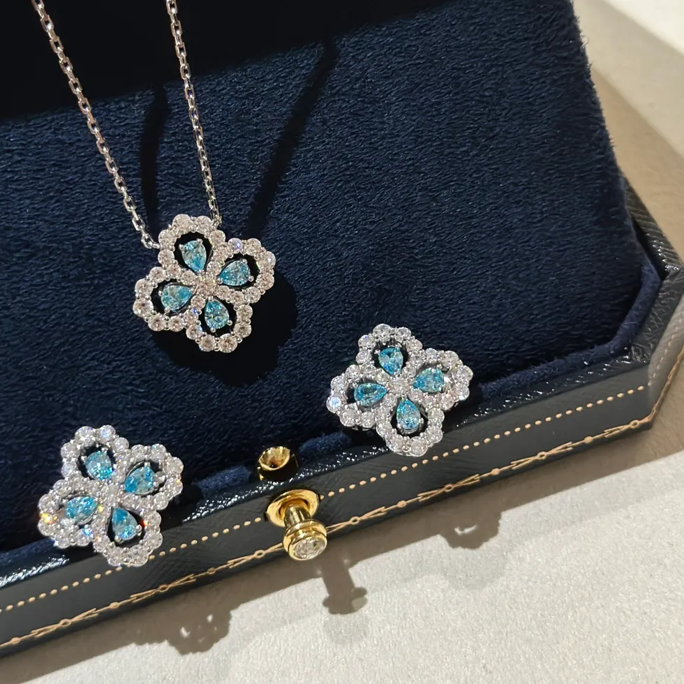 Authentic High quality S 925 sterling silver plated 18K white gold clover flower women's earring necklace. exquisite gift