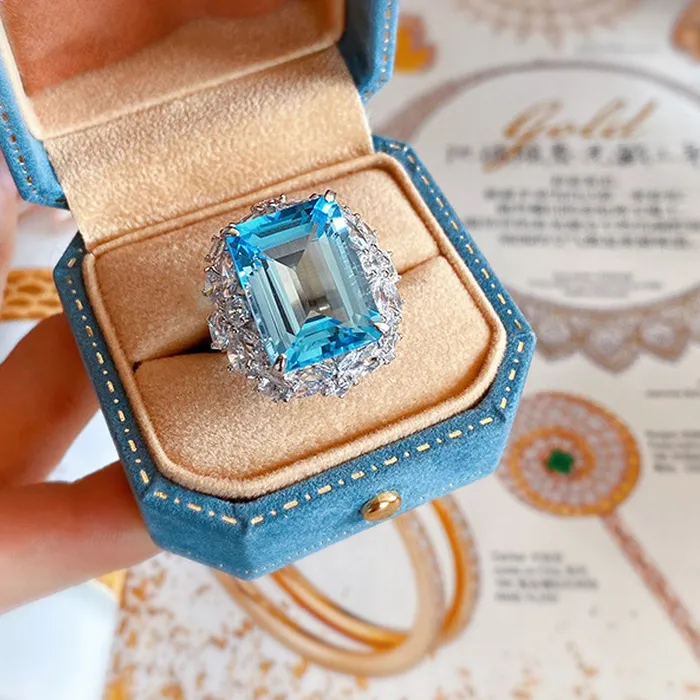Authentic Bling Lab Aquamarine Diamond Ring 925 sterling silver Party Wedding band Rings for Women Bridal Engagement Jewelry