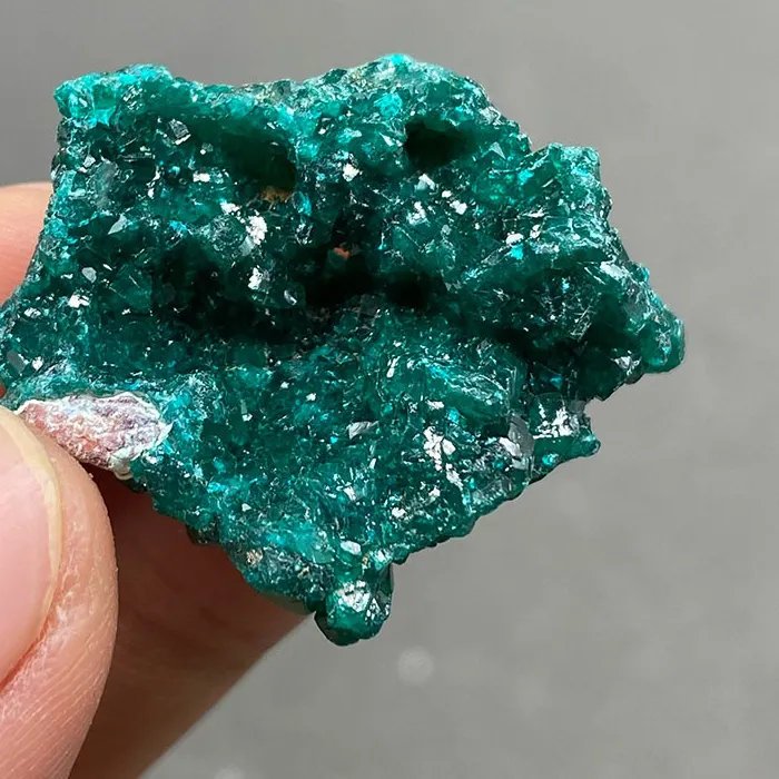 Authentic 100% Natural Congo Level Dioptase pendant Mineral specimen stones and crystals quartz Collection of gem home decorations
