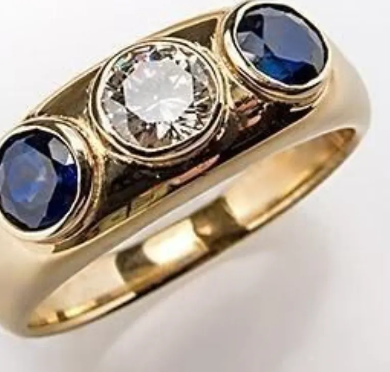 Authentic Celestial Sapphire Halo: Gold‑Inlaid Blue Rhinestone Ring for Radiant Celebrations