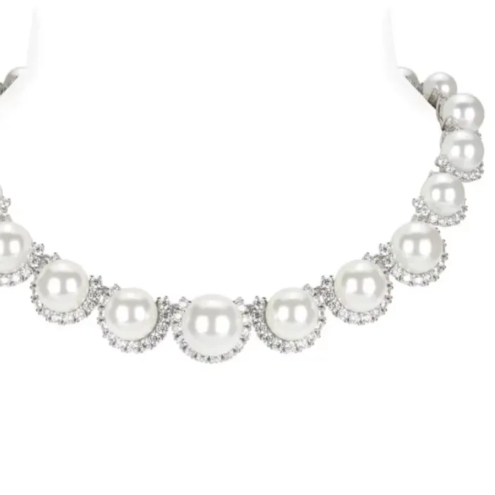 Authentic The Luminescent Pearl of Purity and Grace