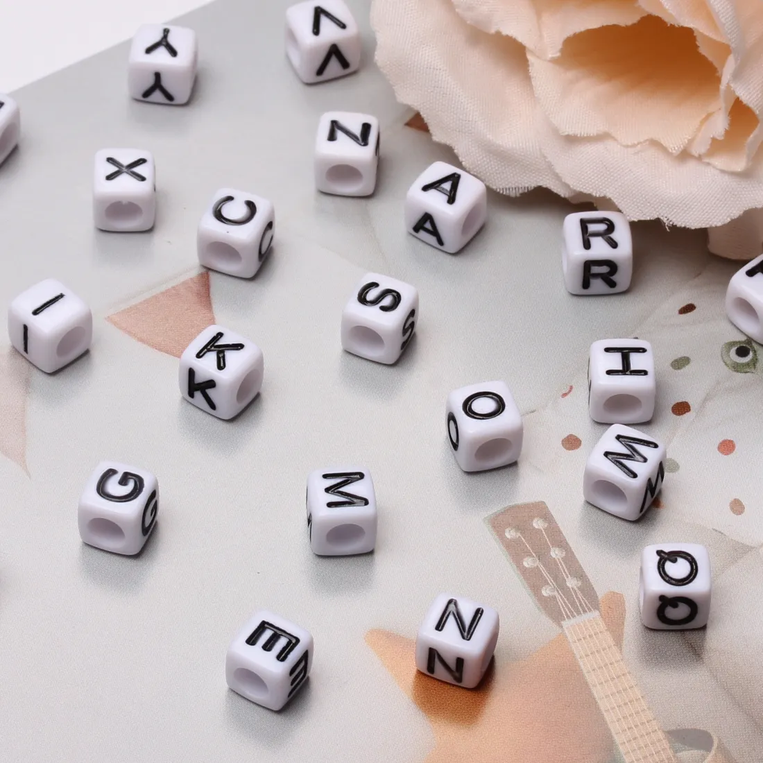 Authentic 50Pcs/100pcs/bag Square 6mm 26 Letters Beads With Big Hole White Black Handcrafts Beading Material Necklace Bracelets Pendants