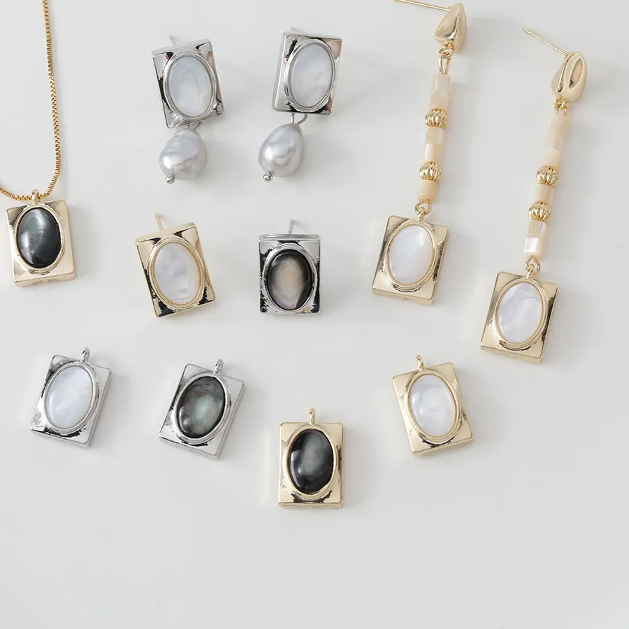 Authentic Shielding Harmony: Rectangular Retro Shell Earrings of Golden Radiance