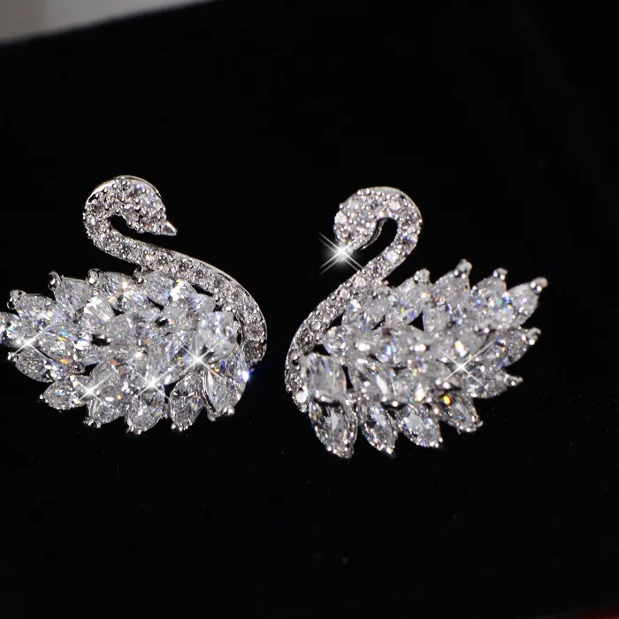 Authentic Elegant Rhinestone Black Swan Earrings For Women Korean Zircon Swan Bird Animal Earrings Lady Party Jewelry Girls Gifts