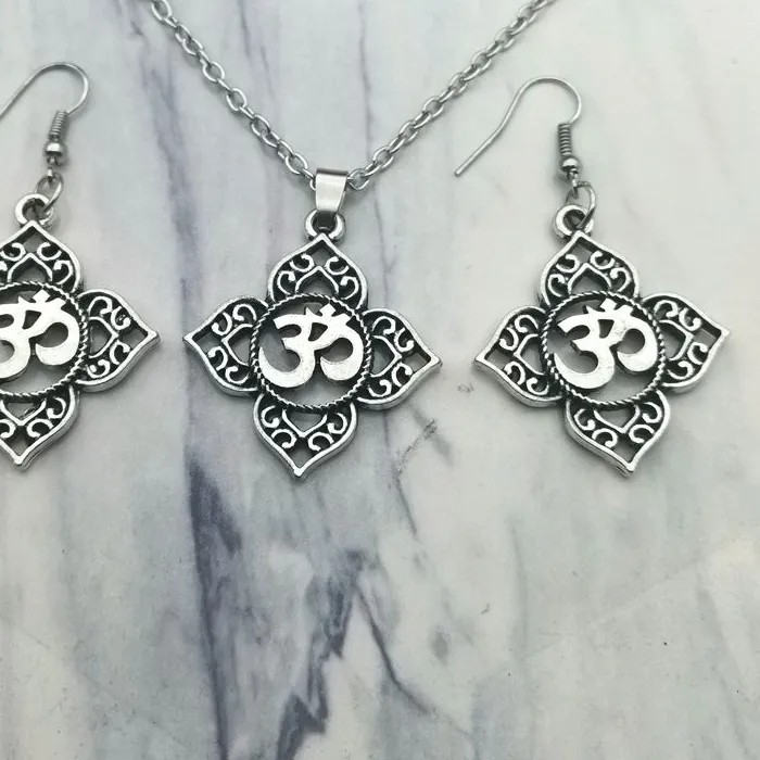 Authentic 1 Set of Necklace Woman Filigree OHM OM AUM Buddha Lotus Pendant Necklace, Buddhist, Yoga Necklace