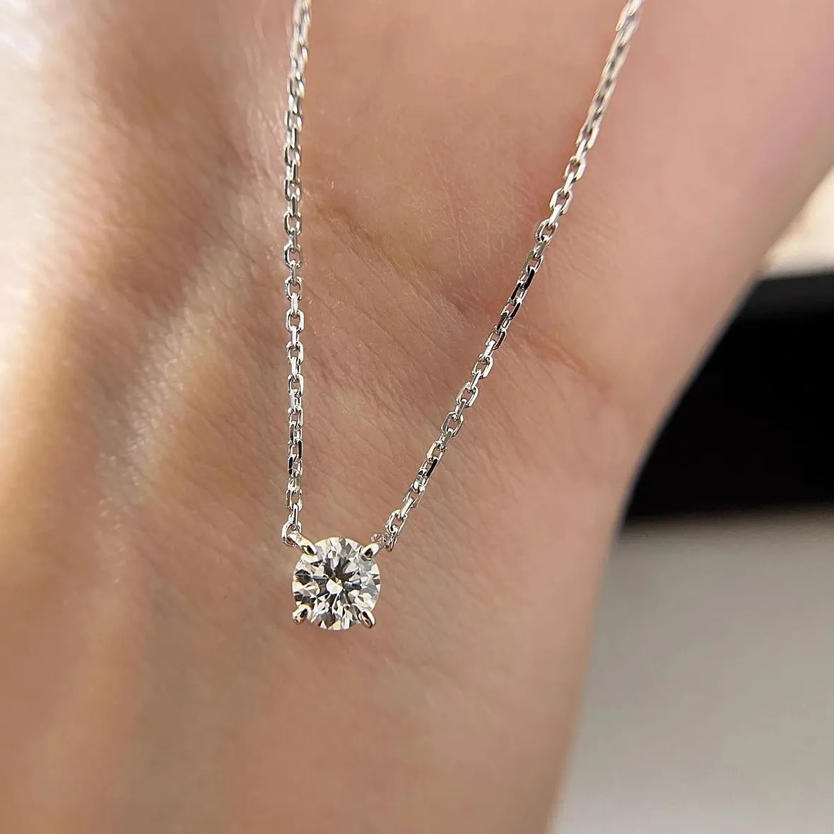 Authentic Mini 5mm/4mm D Moissanite Real 925 Sterling Silver Solita Pendant Necklace Female Clavicle Necklaces Wedding Party Jewelry