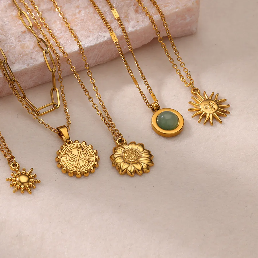 Authentic Geometric Necklace For Women Sun Sunflower Pendant Clavicle Chain Aesthetic Jewelry Accessories Femme