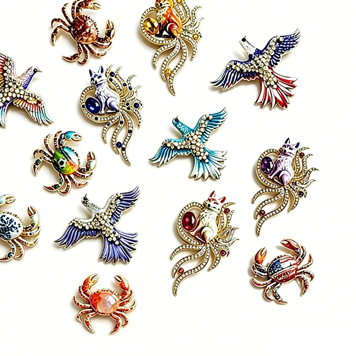 Authentic Vintage Animal Brooch Enamel Crystal Rhinestone Fox Cat Crab Bird Pin Luxury Gold Plated Lapel Badge for Women Coat Jewelry