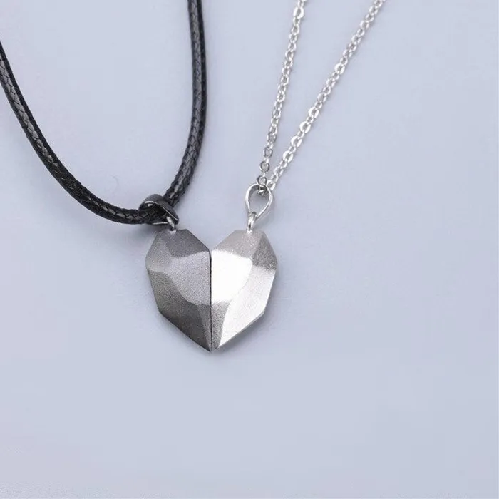 Authentic Love Magnet Couple Color Matching Necklace Creative Wishing Stone Heartbreak Stitching- 2 Pendant And