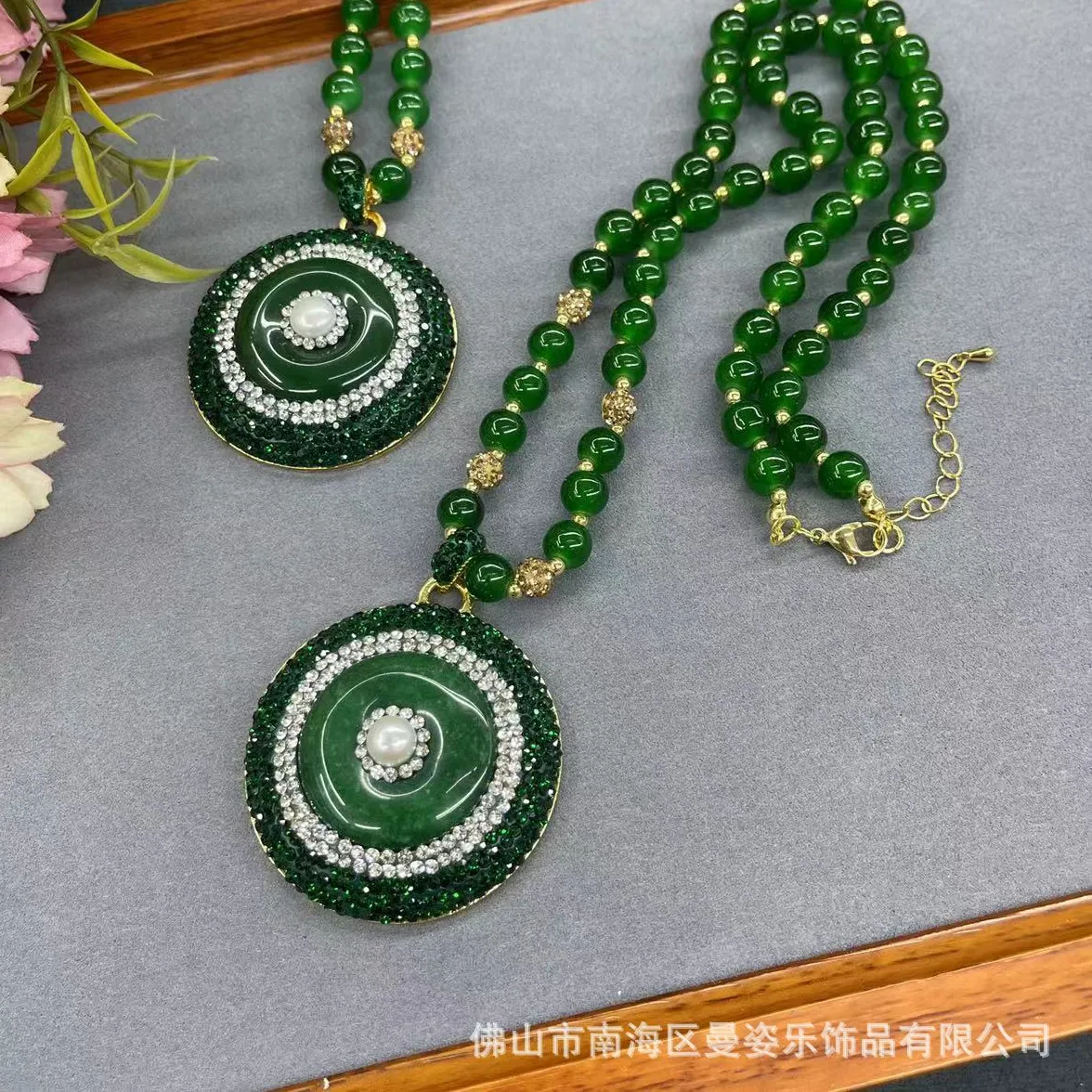 Authentic DIY accessories New natural dry green safety buckle sweater chain, new Chinese vintage medieval natural stone jewelry original d