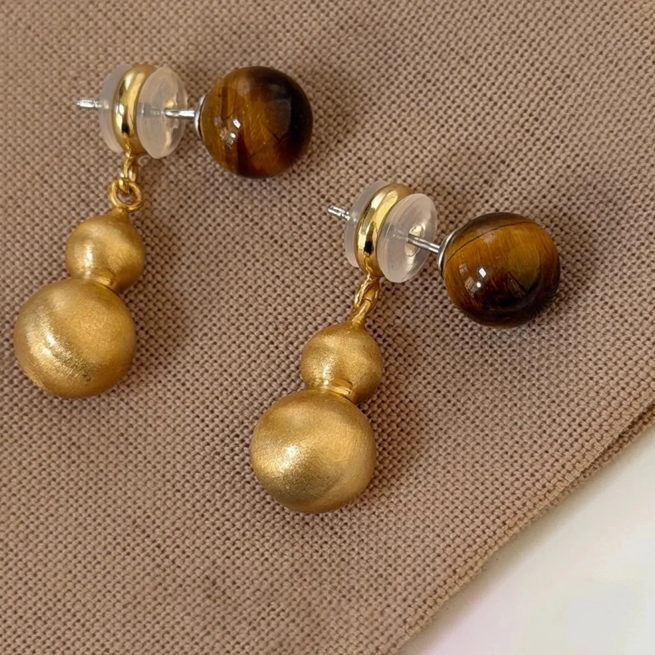 Authentic Classic minimalist vintage tiger eye stone brushed gourd earrings for women exquisite autumn and winter style earings jewelry
