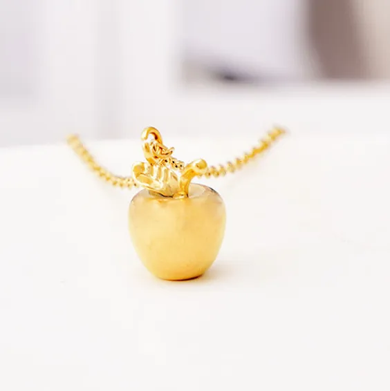 Authentic French Luxury Style Gold Color Stereoscopic Apple Necklace Women's Snowy Atmosphere Christmas Party Jewelry Necklace
