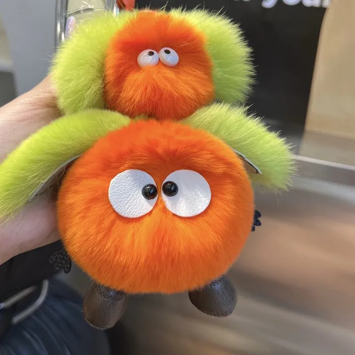 Authentic Fashion Cute Green Apple Plush Doll Keychain Backpack Pendant Fur Keychain Creative Funny Fruit Keyring Accessories Friends Gift