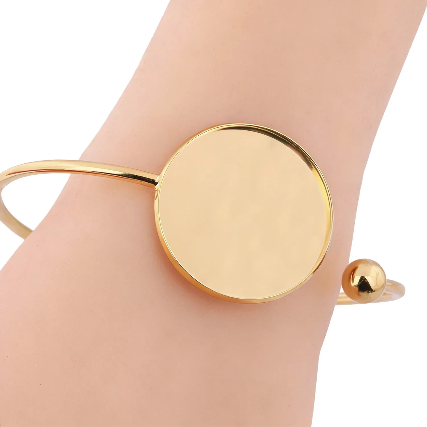 Authentic Golden Protection: Twin Bezel Settings for Sacred Adornments