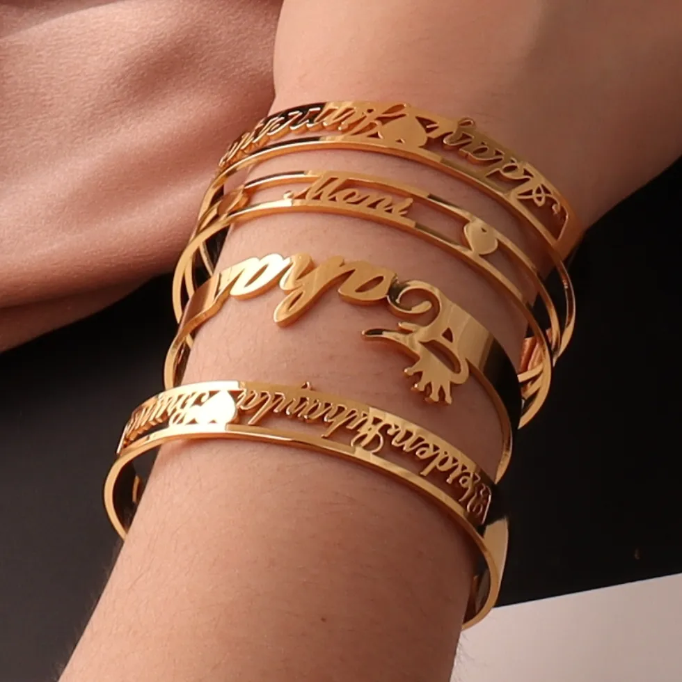 The Sovereign Heart: Custom Name Crown Bangle