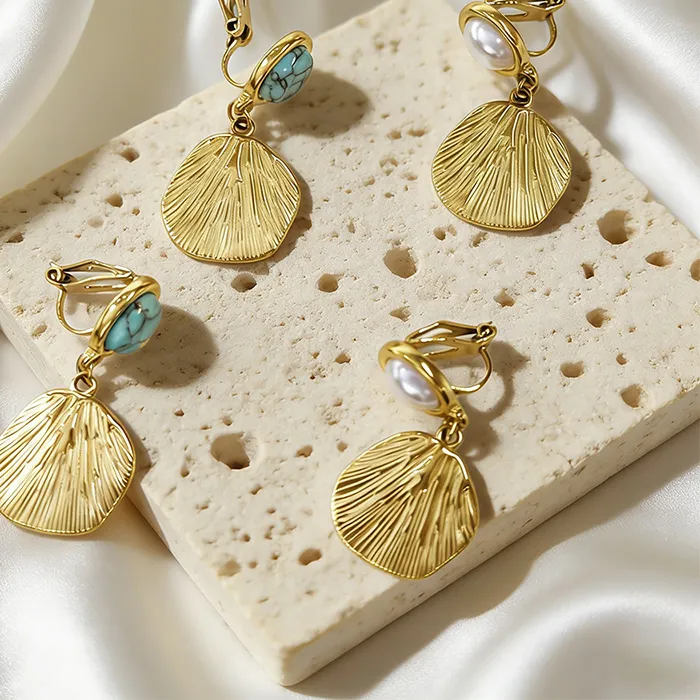 Authentic Natural Stone Shell Shaped Ear Clips for Women 18K Gold-Plated Waterproof Non Hole Summer Beach Jewelry