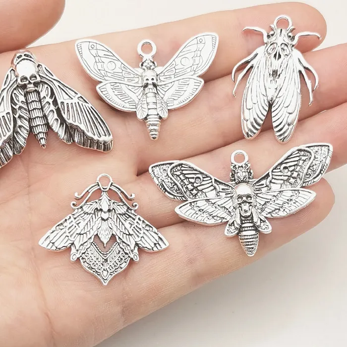 Authentic 4Pcs/Lot Gothic Death Blood Moth Charms Skull Moth Charms Pendant Designer Charms Fit Jewelry Making DIY Jewelry Findings