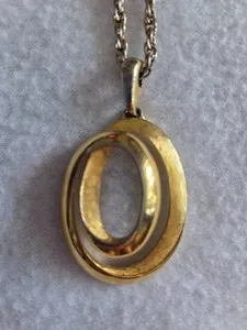 Authentic VTG Crown Trifari Gold Plated Brushed Polished Pendant Necklace