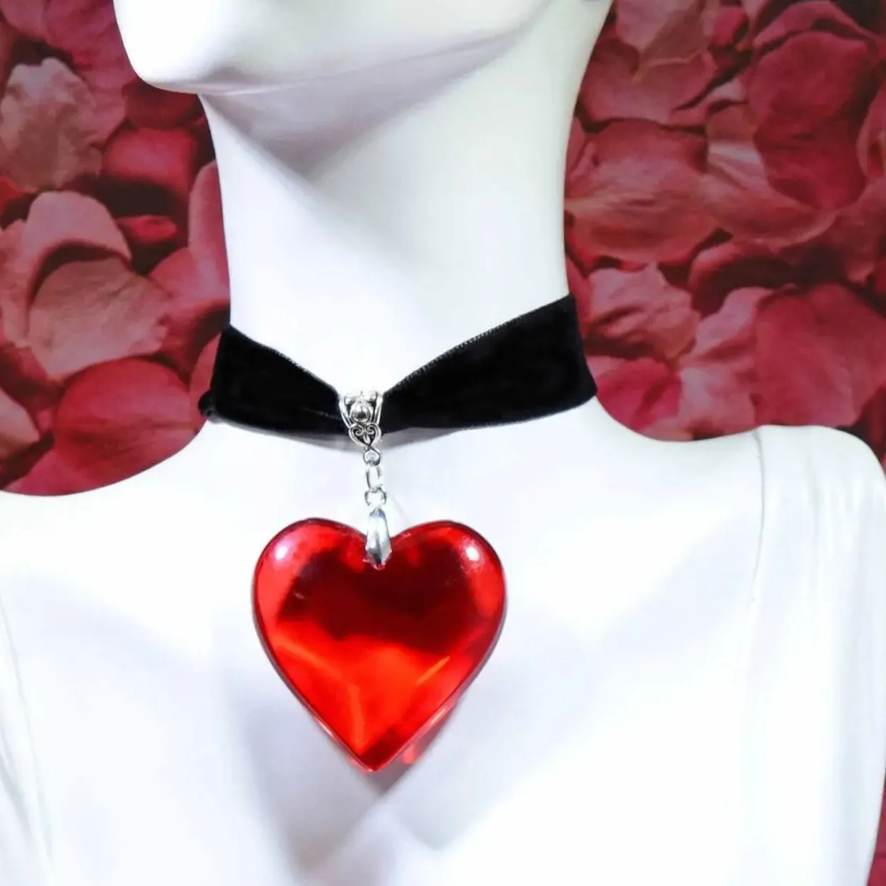 Authentic Large Glass Heart Choker, Gothic jewelry, Punk, Vintage, black velvet, various sizes, Blood Heart, necklace For Women Girs