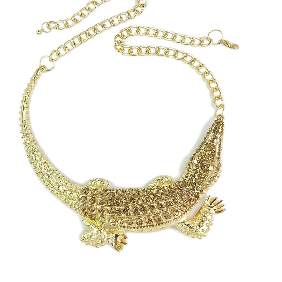 Authentic Rhinestones Crocodile Statement Necklaces For Women Exaggerate Alligator Pendant Choker Necklace Animal Fashion Jewelry MANILAI