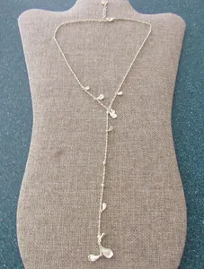 Authentic Kendra Scott Quincy Y Lariat Necklace with Gold plated Flower Petals