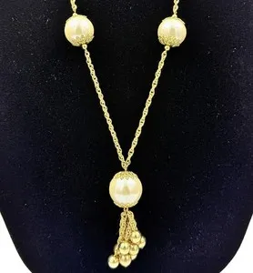 Authentic Vintage 60's High End Large Faux Pearls Gold Plated Lariat Necklace