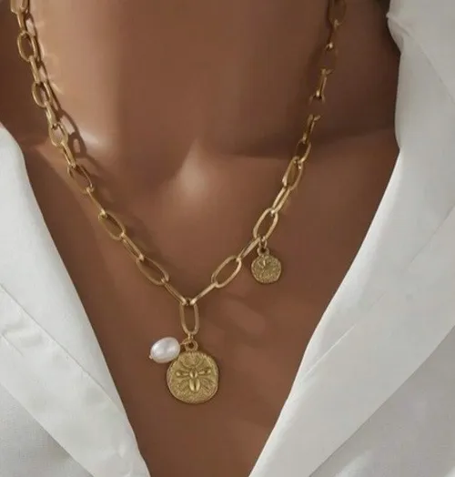 Authentic The Gilded Oracle: A Celestial Coin and Pearl Talisman