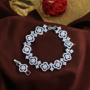 Authentic Exquisite Gold Plated Flower Cubic Zirconia Wedding Tennis Bracelet Jewelry